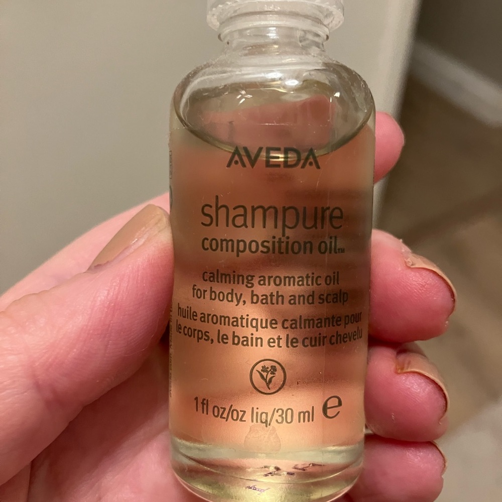 Aveda composition oil